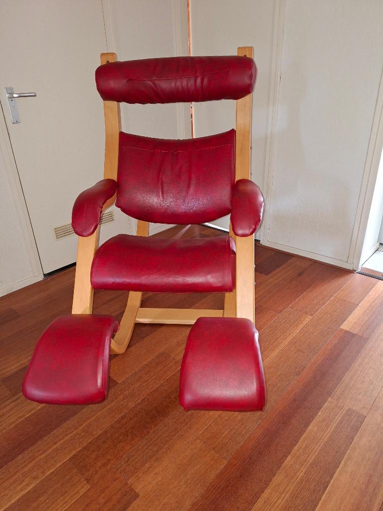 Stokke Gravity Balance – Ergonomische Design Relaxfauteuil, Huis en Inrichting, Fauteuils, Gebruikt, 50 tot 75 cm, Ophalen