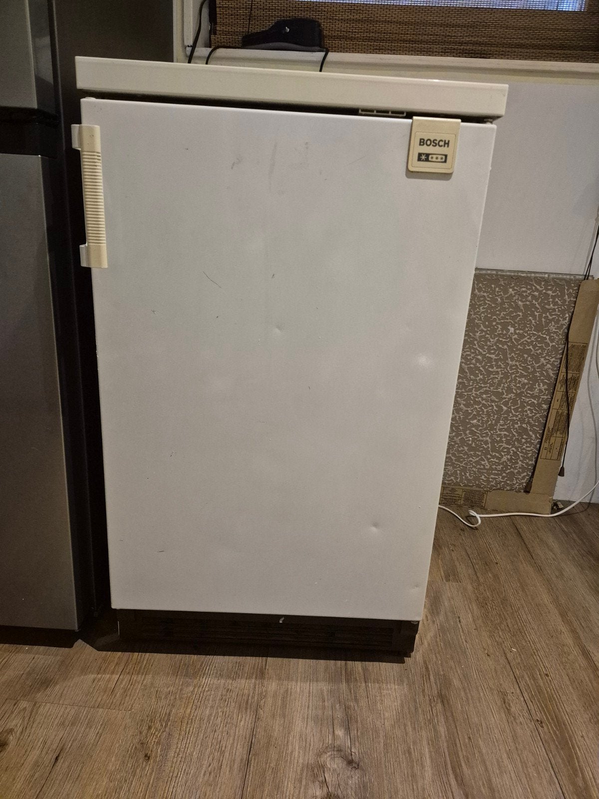 Bosch Vriezer - Compact en Betrouwbaar, Witgoed en Apparatuur, Gebruikt, Minder dan 60 cm, Energieklasse A of zuiniger, Vrijstaand