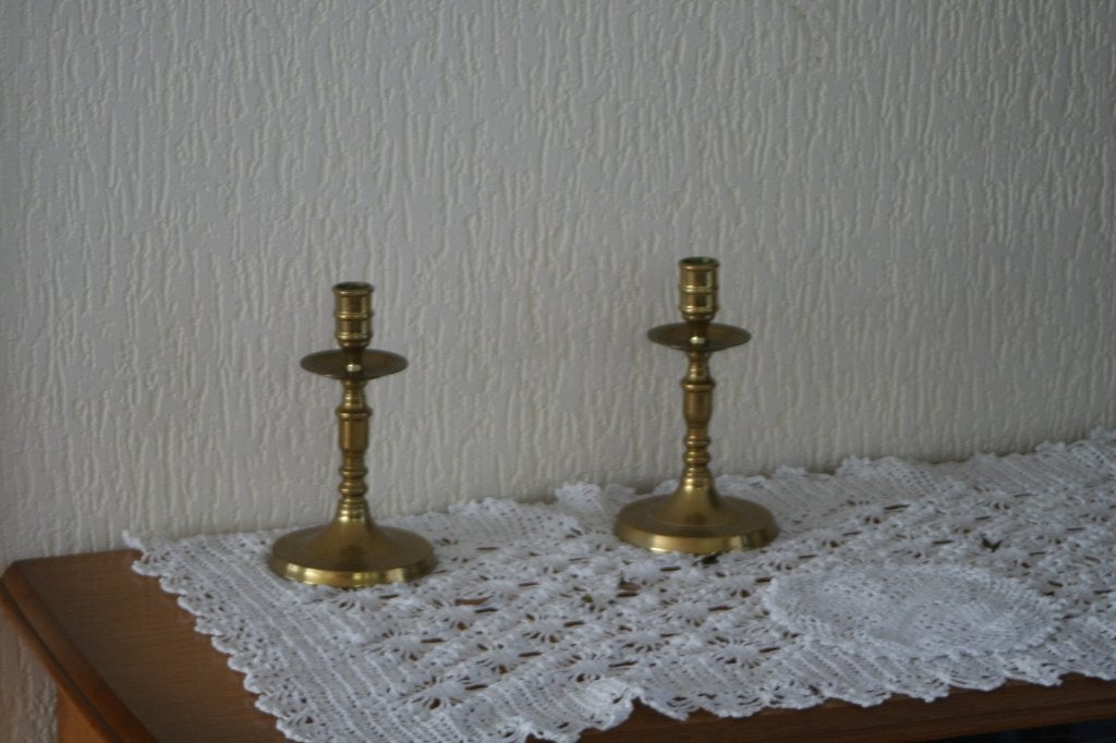 Twee antieke zeer mooie oude Kandelaars, Antiek en Kunst, Antiek | Kandelaars, Ophalen of Verzenden, Koper of Brons