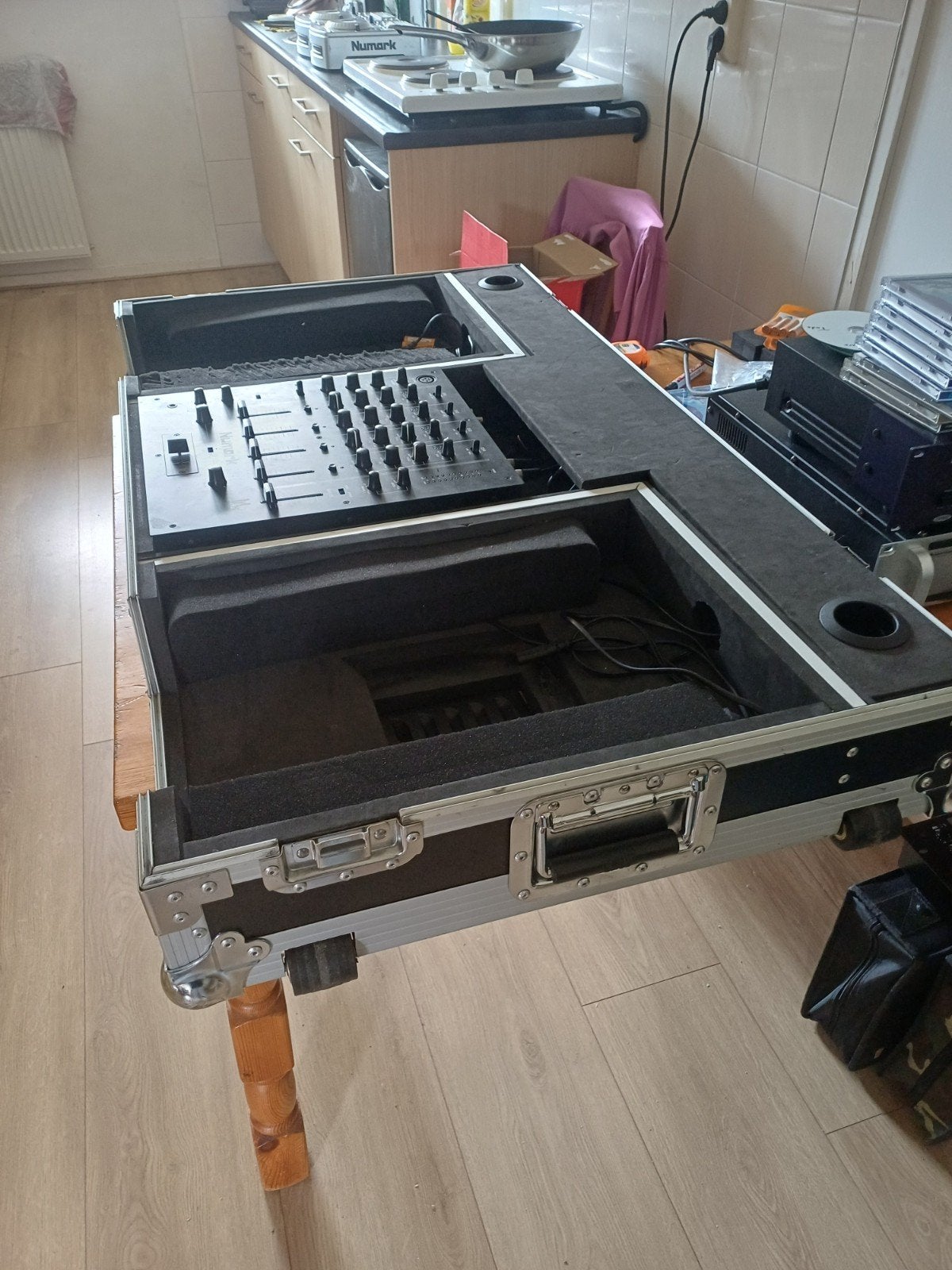 NUMARK M6 usb met DJ FLIGHTCASE, Ophalen, Gebruikt, Dj-set, Numark