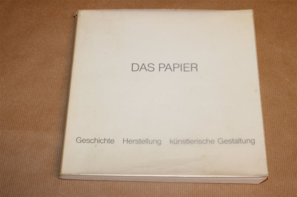 Papier — Geschiedenis, Productie & Kunst [DE], Ophalen of Verzenden, Gelezen, Overige onderwerpen