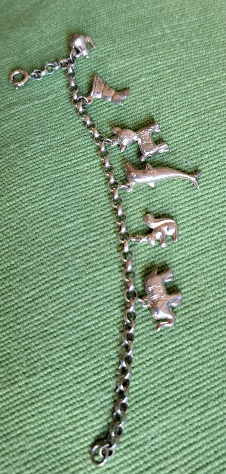 Vintage Zilveren Bedelarmband met Diverse Bedels, Ophalen, Zo goed als nieuw, Zilver, Met bedels of kralen