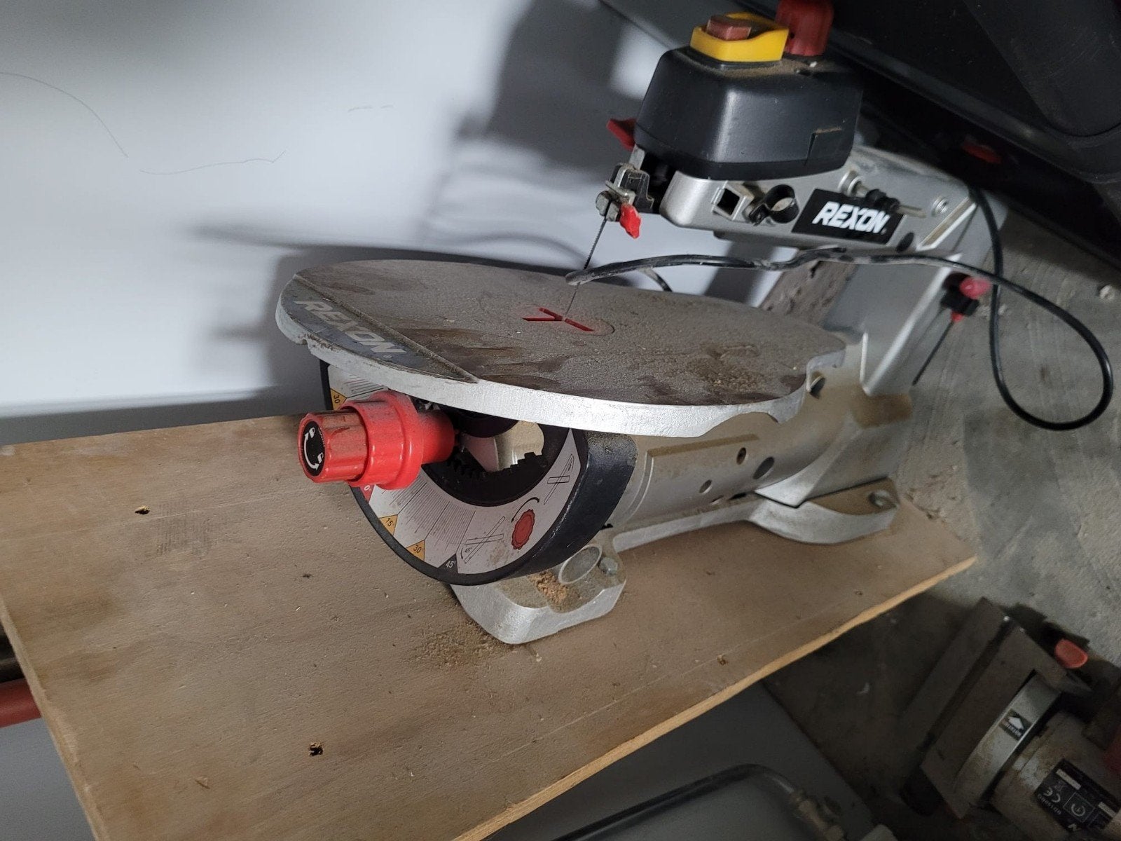 Rexon figuurzaagmachine, Ophalen, Minder dan 30 mm, Rexon, Zo goed als nieuw