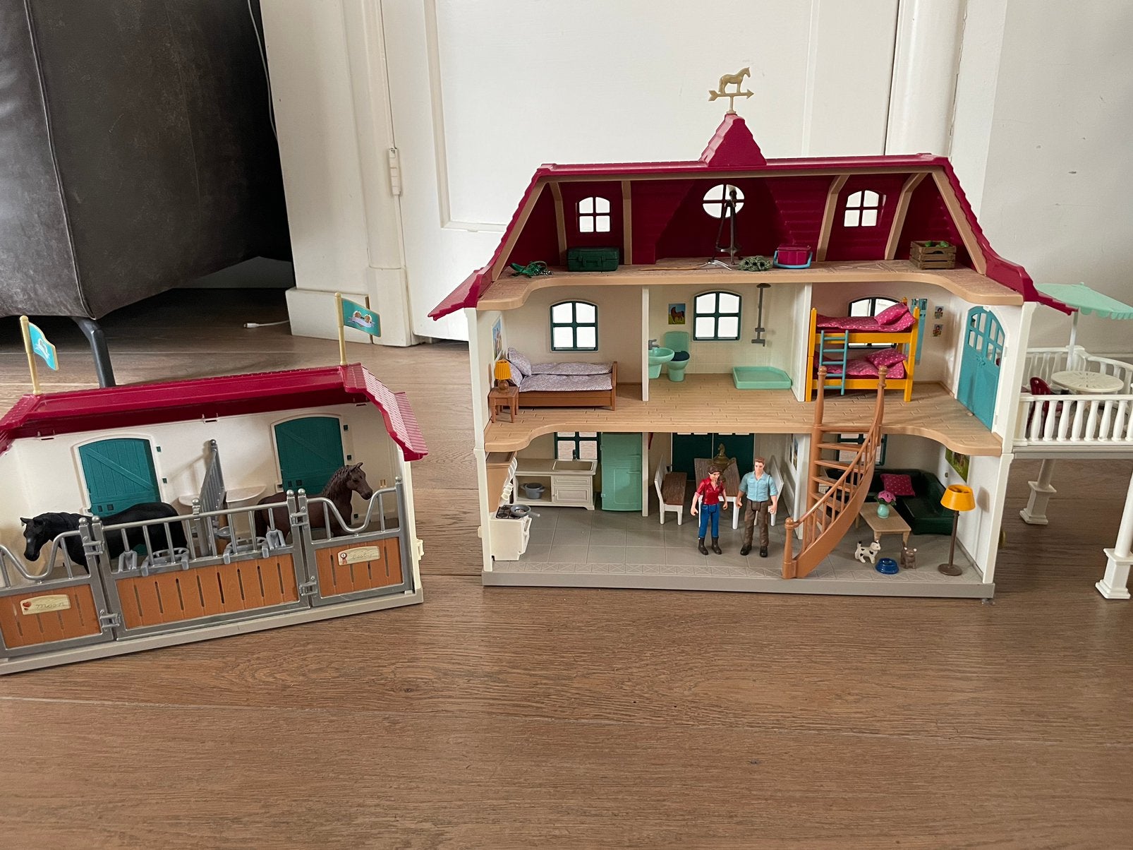 Schleich HORSE CLUB 42551 Lakeside Landhuis en stal, Ophalen, Gebruikt, Jongen of Meisje