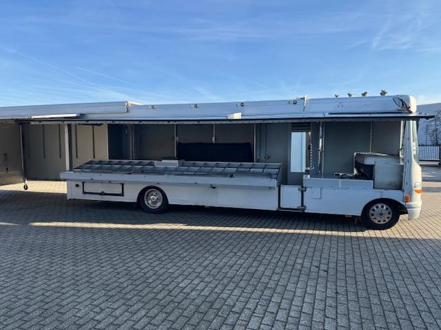Renault Marktwagen verkoop wagen Food truck (camper), Achterwielaandrijving, Renault, Origineel Nederlands, Bedrijf
