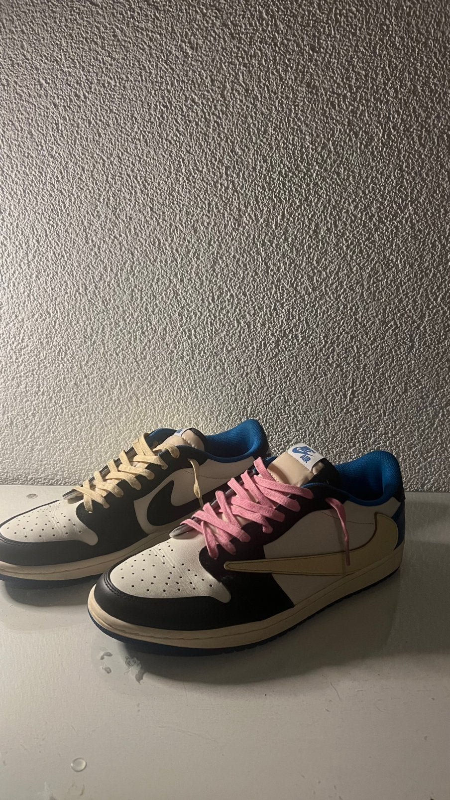 Travis scott sneakers, Kleding | Heren, Zwart, Ophalen of Verzenden, Sneakers of Gympen, Gedragen