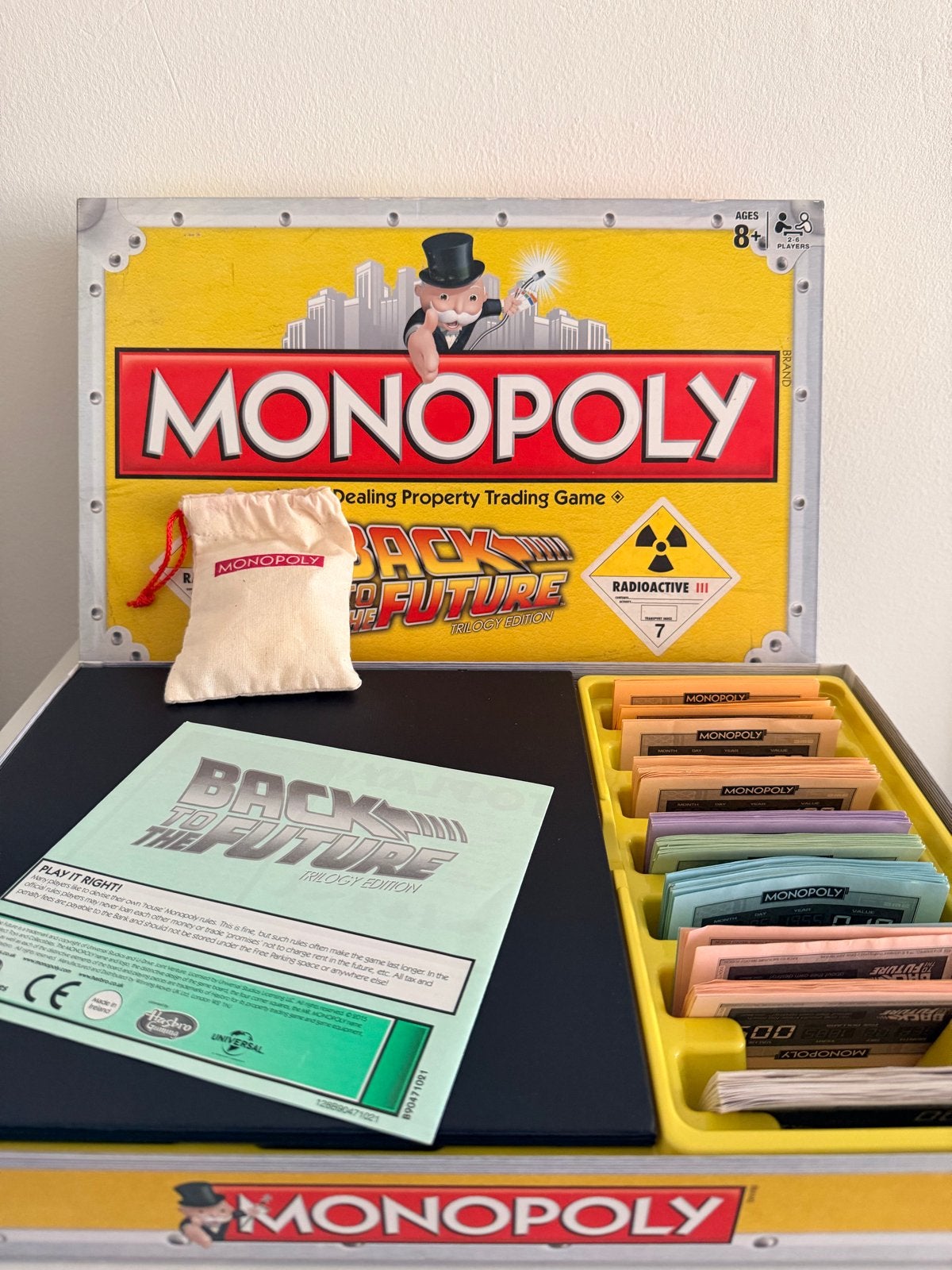 Monopoly Back to the Future Trilogy Edition, Hobby en Vrije tijd, Gezelschapsspellen | Bordspellen, Drie of vier spelers, Ophalen of Verzenden