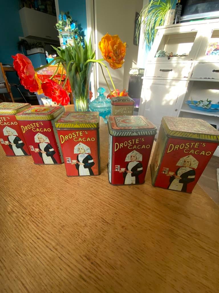 Droste blikken 6 stuks 1bol deksel en 5 plat deksel, Verzamelen, Blikken, Ophalen of Verzenden, Gebruikt, Overige, Droste
