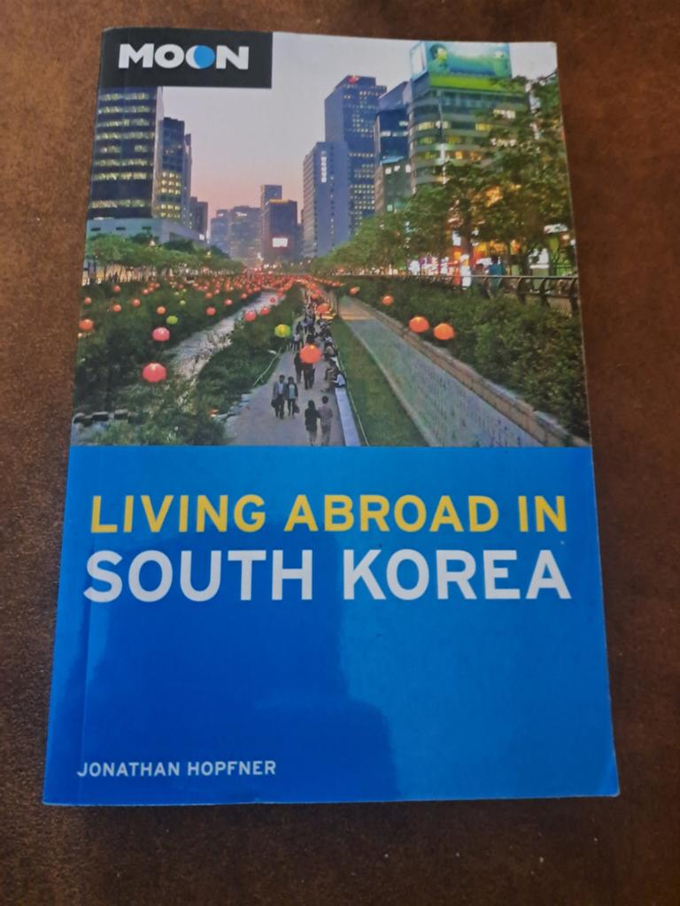 Moon Living Abroad in South Korea - Reisgids, Jonathan Hopfner, Zo goed als nieuw, Reisgids of -boek, Azië