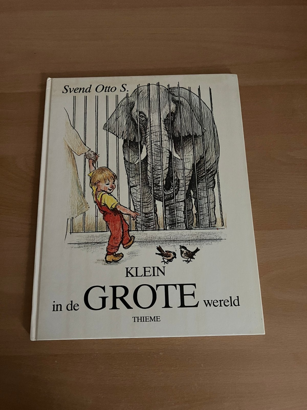 Klein in de grote wereld door Svend Otto S., Ophalen of Verzenden, Gelezen, Prentenboek