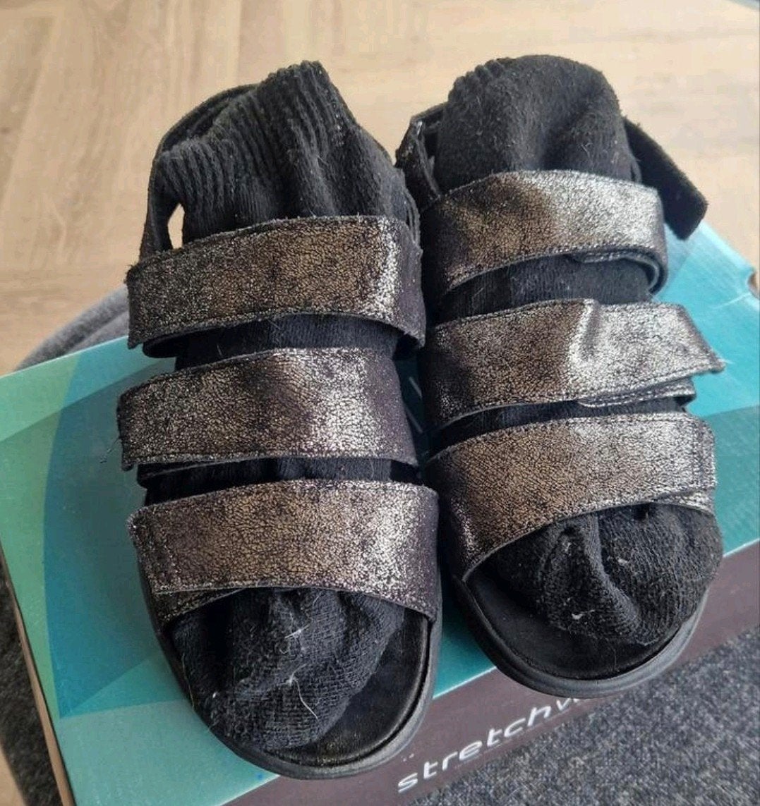 Xsensible zwart glitter sandalen mat 41H, Kleding | Dames, Schoenen, Xsensible, Zwart, Gedragen, Sandalen of Muiltjes