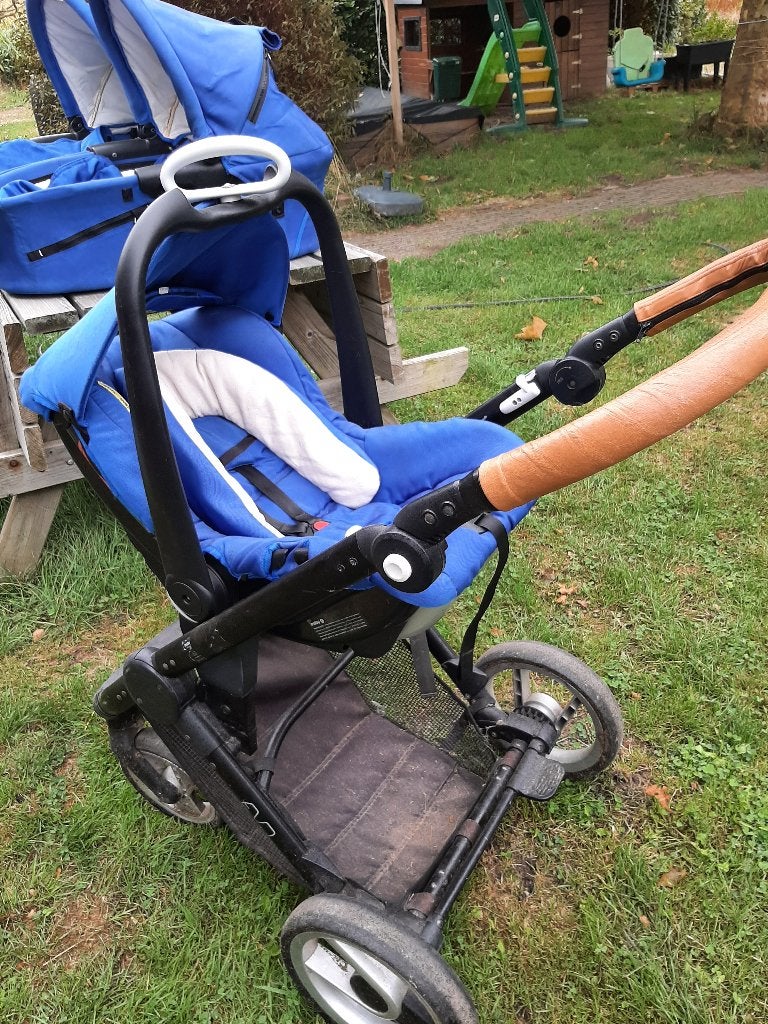 Kinderwagen Mutsy Evo 3 in 1 en fietszitje GRATIS, Kinderen en Baby's, Kinderwagens en Combinaties, Ophalen, Gebruikt, Combiwagen