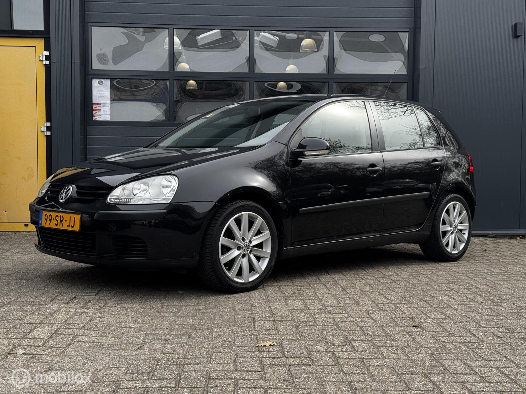 Volkswagen Golf 1.4 FSI Businessline | trekhaak | Elek ramen, Voorwielaandrijving, Gebruikt, 4 cilinders, 620 kg
