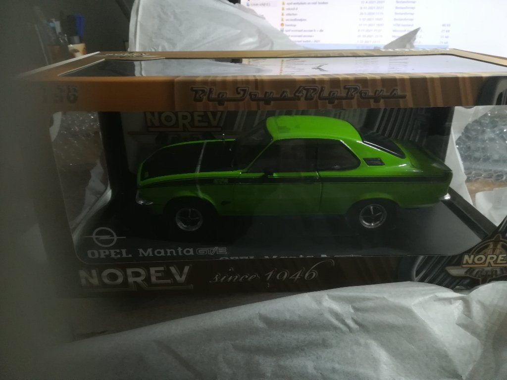opel manta a gte, groen 1:18 norev, Hobby en Vrije tijd, Modelauto's | 1:18, Ophalen of Verzenden, Nieuw, Auto, Norev