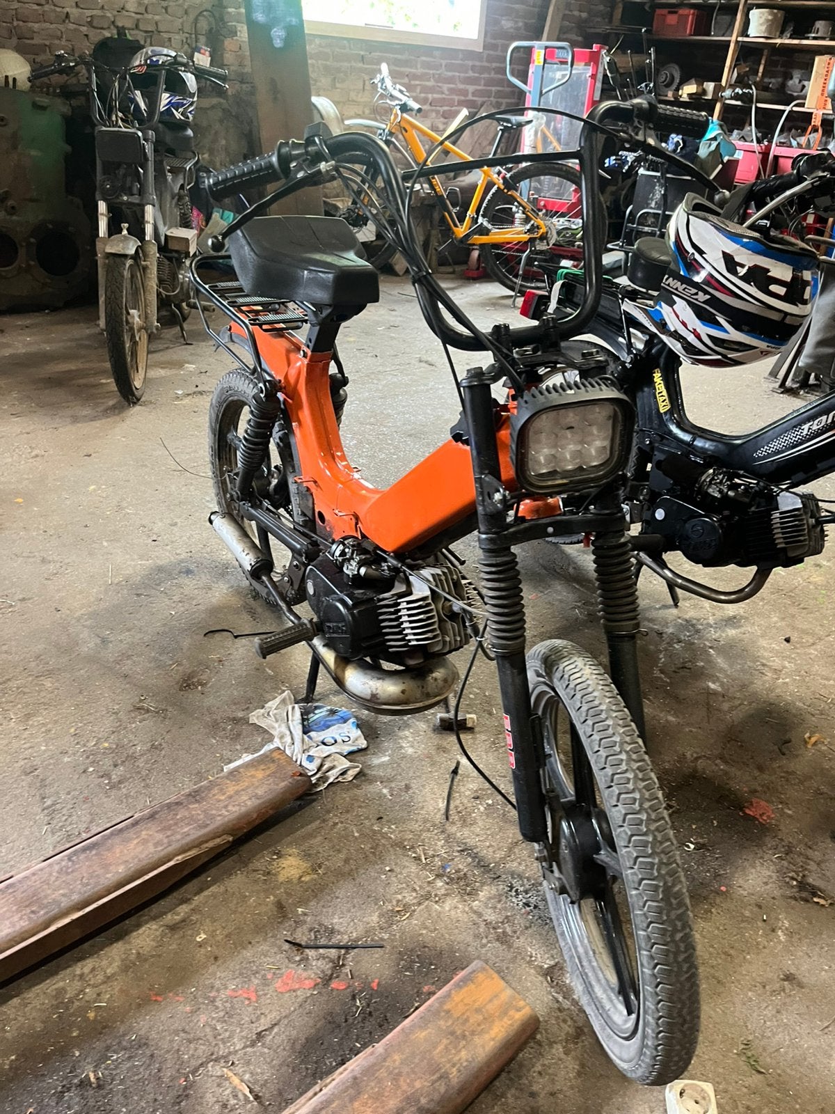 Mooie Tomos 50 cc Oranje, Ophalen, Zo goed als nieuw, Standard