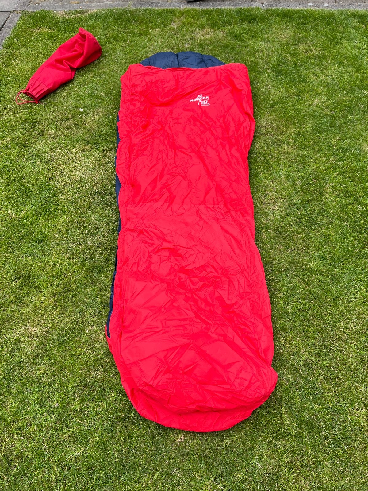 Nomad Slaapzak - Rood/Blauw, Verzenden, Gebruikt