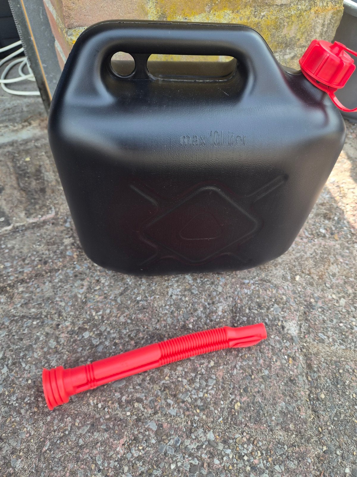 jerrycan voor benzine 10 liter, Ophalen