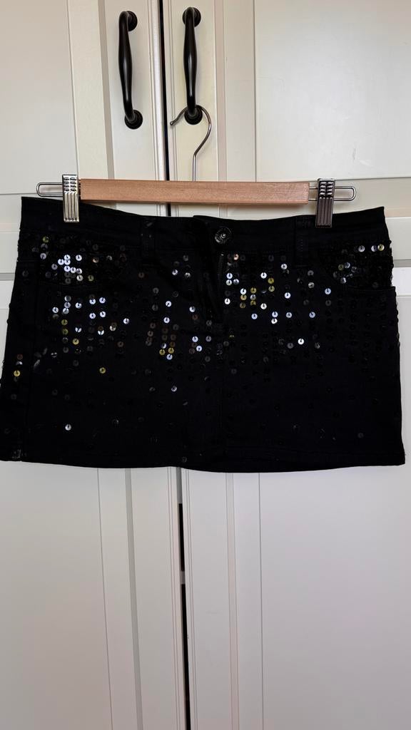 Korte Broek met Pailletten - Maat 8 zwart, Zwart, Ophalen of Verzenden, Maat 36 (S), Gedragen
