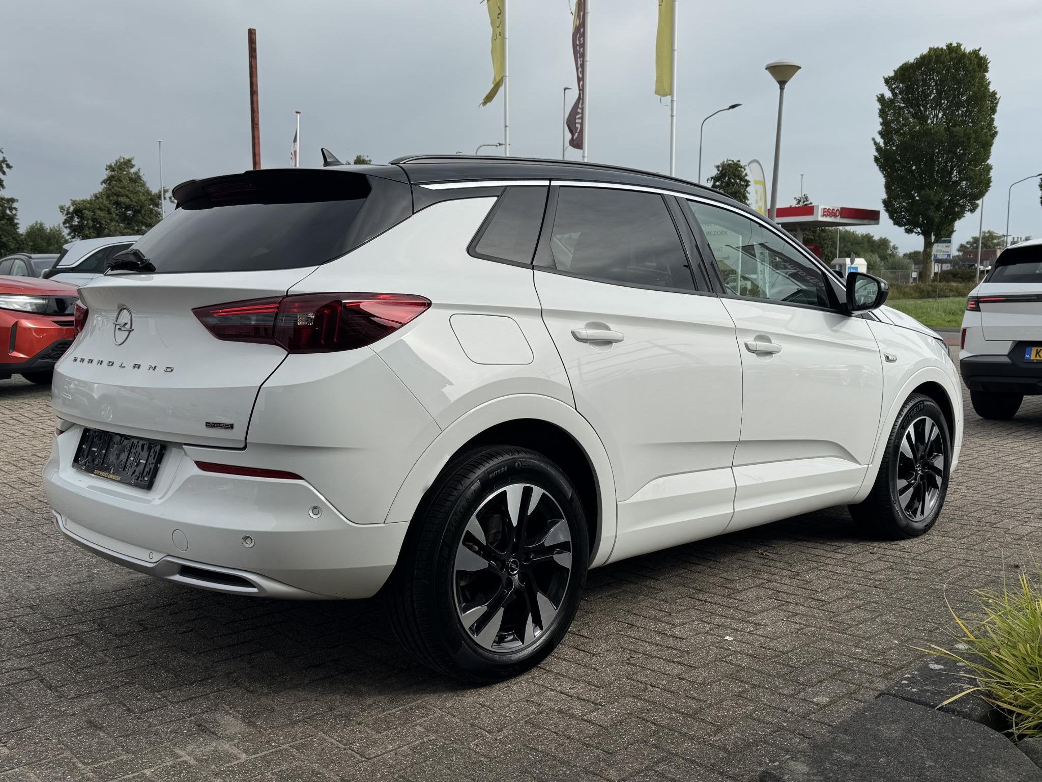 Opel Grandland 1.6 Turbo Plug-In Hybrid Level 3 Als nieuw! e, Auto's, Euro 6, 4 cilinders, Leder en Stof, Wit