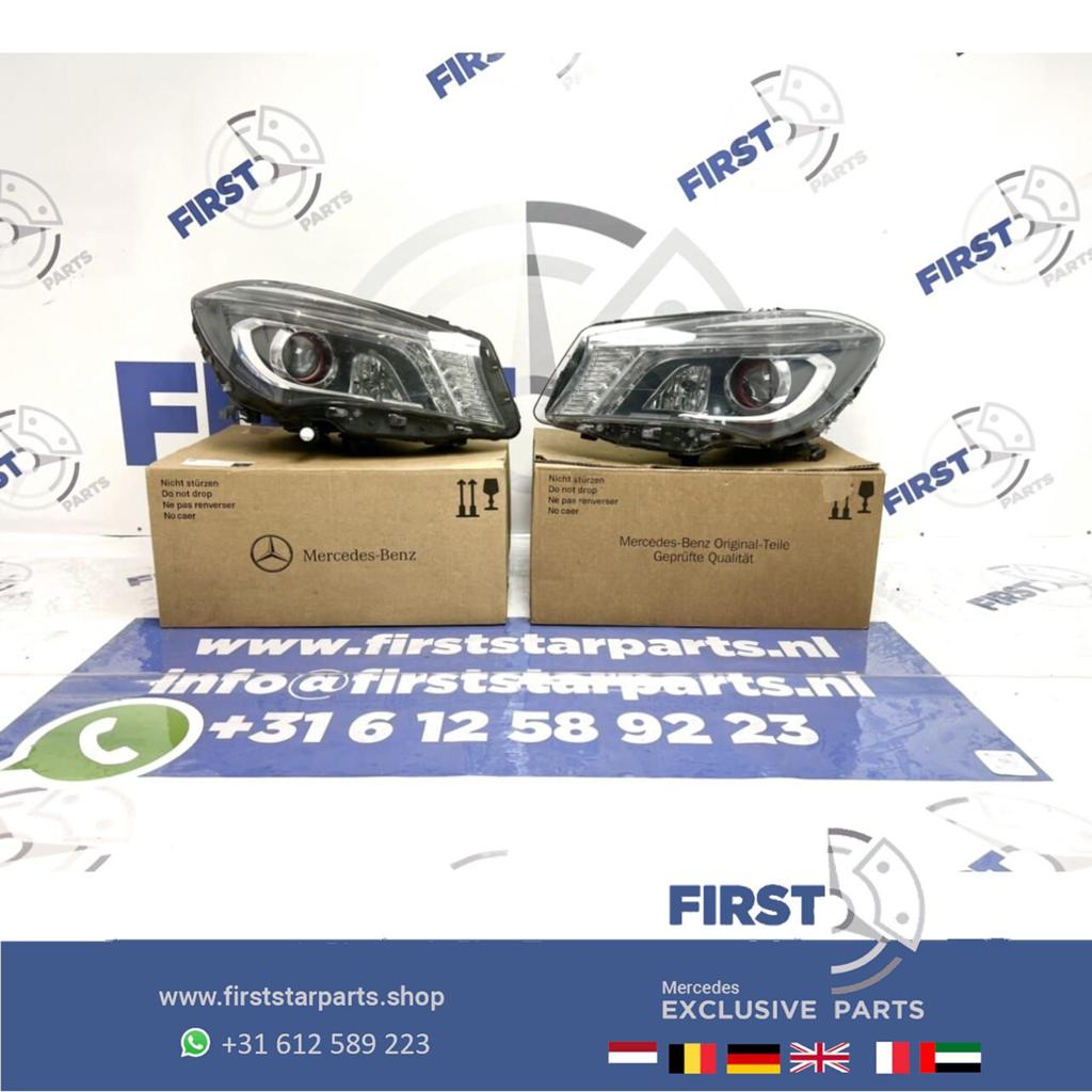 W117 C117 CLA45 AMG ILS KOPLAMP SET LINKS + RECHTS RODE RING, Gebruikt, -, Ophalen of Verzenden, -