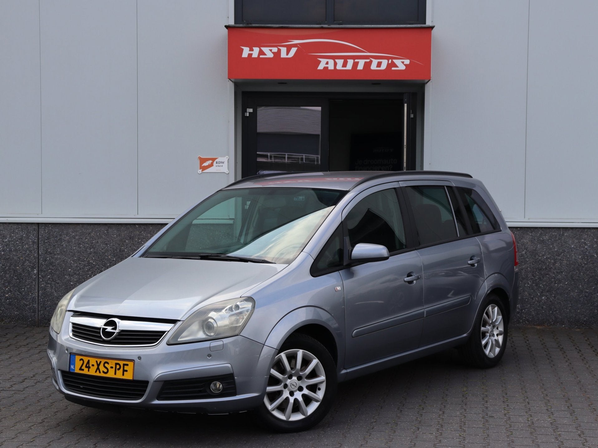 Opel Zafira 2.2 Temptation 7-pers navi LM airco org NL, Voorwielaandrijving, Gebruikt, 4 cilinders, 150 pk