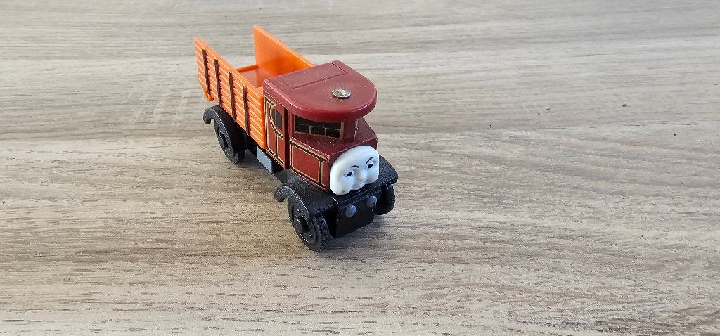 Thomas de trein Hout Elizabeth, Ophalen of Verzenden, Zo goed als nieuw