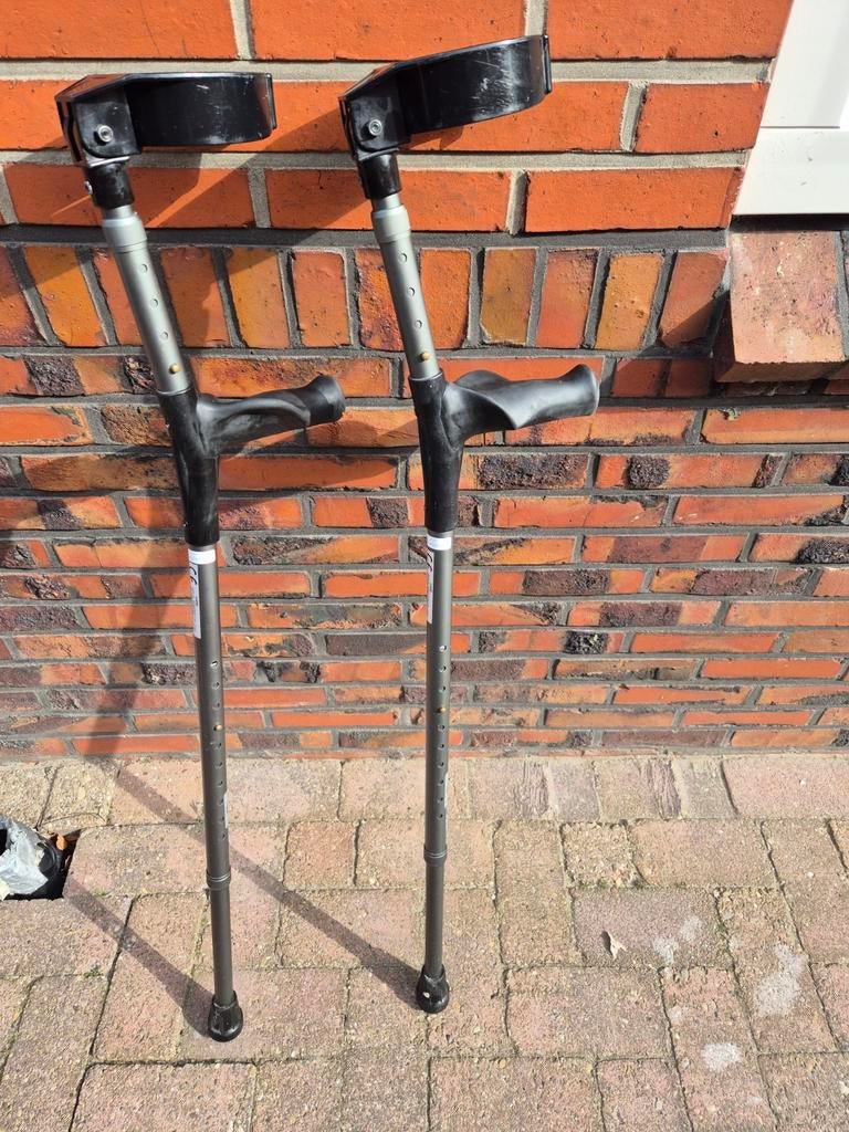 Elleboog krukken., Diversen, Loopkrukken, Ophalen of Verzenden, Gebruikt