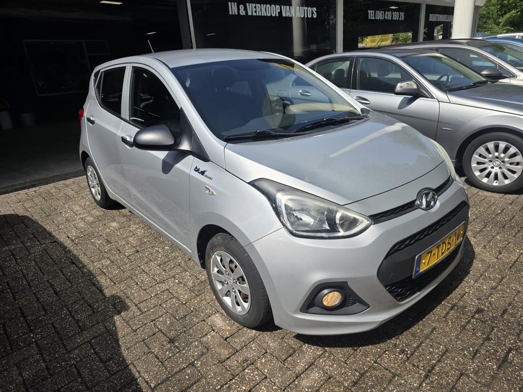 Hyundai I10 1.0i i-Motion | 2E EIGENAAR | 12MND GARANTIE | A, Auto's, Hyundai, Voorwielaandrijving, Euro 5, Stof, Gebruikt