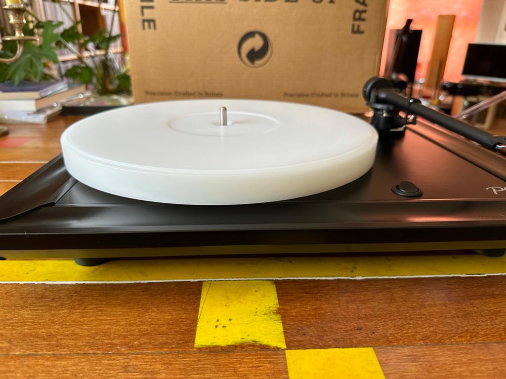 Rega platenspeler RB220 arm + Ucello, P5 plint, PSU Neo MKII, Ophalen of Verzenden, Zo goed als nieuw, Platenspeler, Overige merken