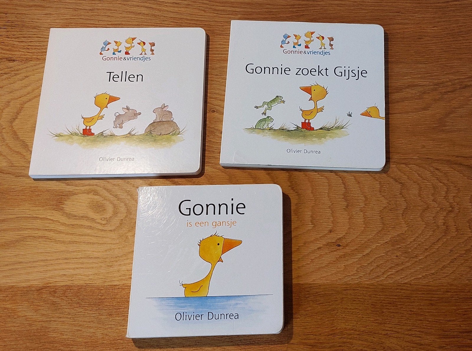 3 kartonnen boekjes van Gommie en Gijsje, Ophalen of Verzenden, Gelezen, Olivier Dunrea, 1 tot 2 jaar