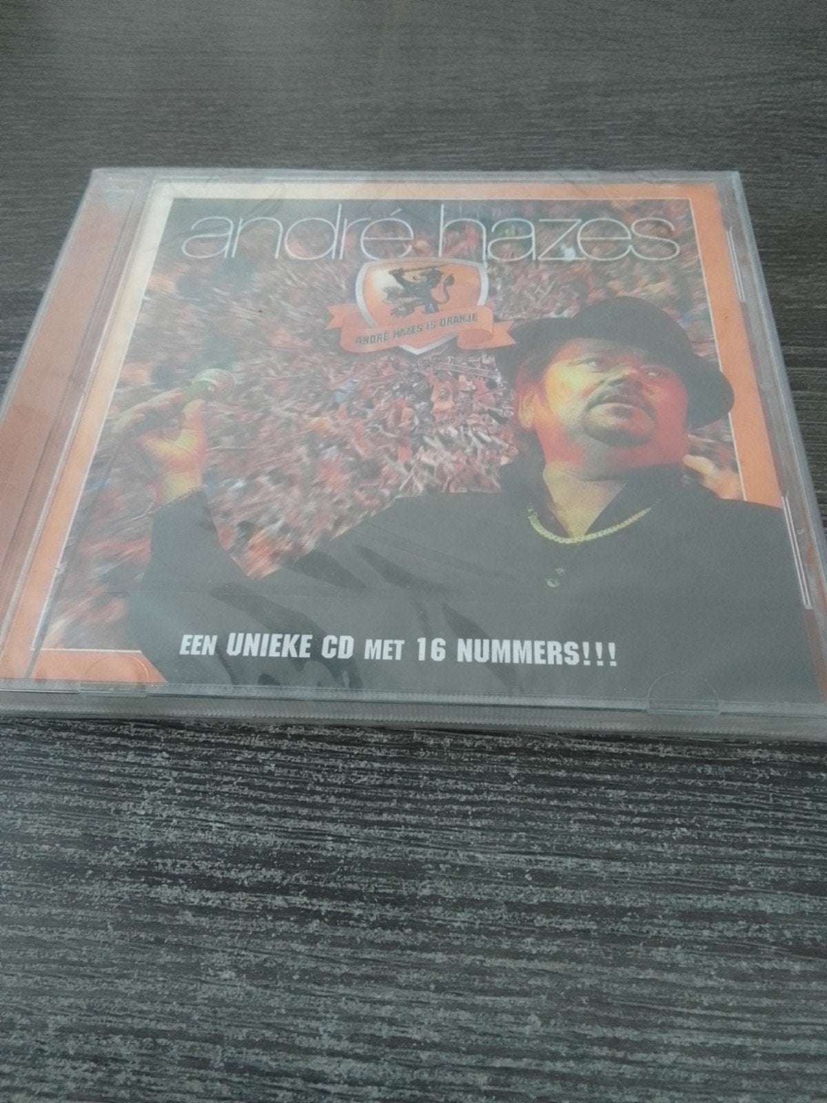 André Hazes - André Hazes Is Oranje CD (Nieuw in seal), Ophalen, Levenslied of Smartlap, Nieuw in verpakking, Inclusief doosje