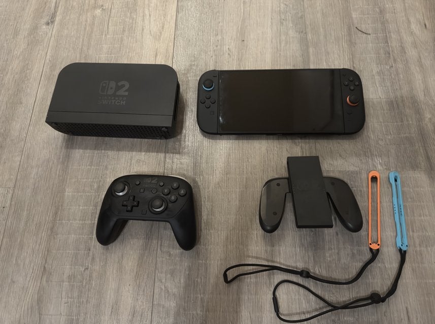 Nintendo Switch 2 + Pro Controller + 9 spellen, Ophalen, Zo goed als nieuw, Met 3 controllers of meer, Switch Original