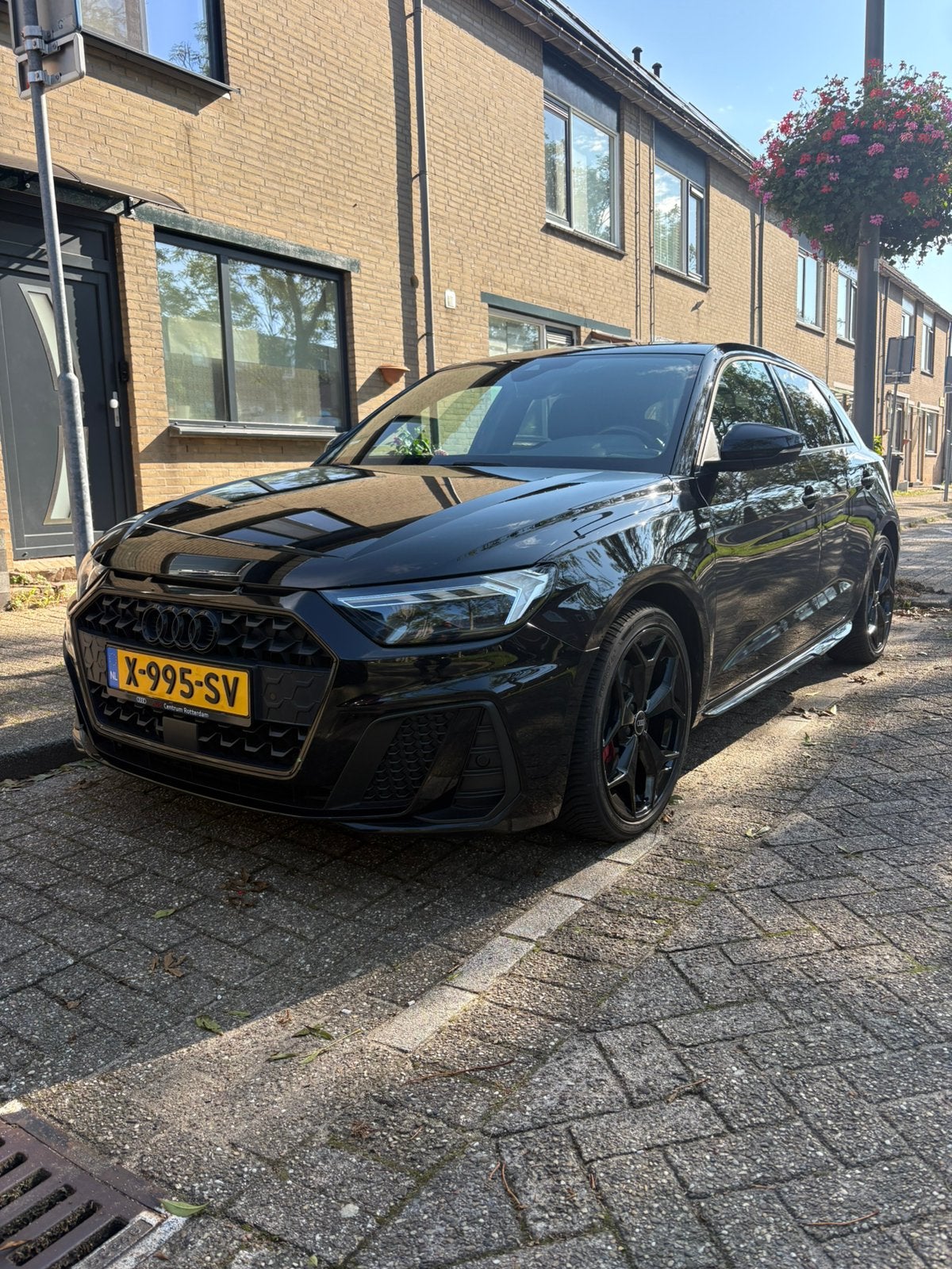 Audi A1 30 Tfsi 110pk 2022 Zwart dealer onderhouden, Auto's, Voorwielaandrijving, A1, Lane Keeping Assist, Leder en Stof