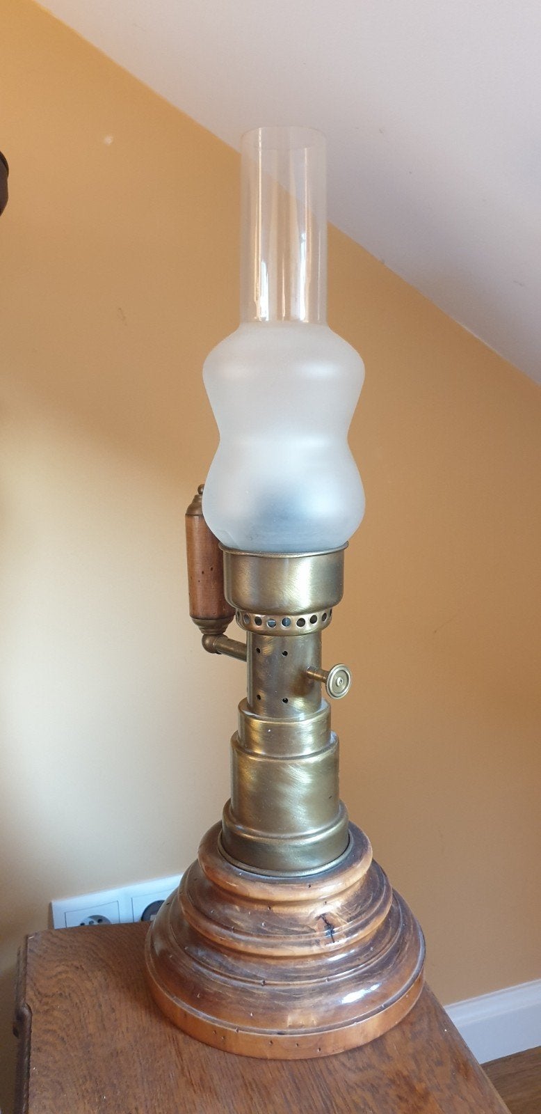 Antieke lamp met stroomkabel, Ophalen of Verzenden