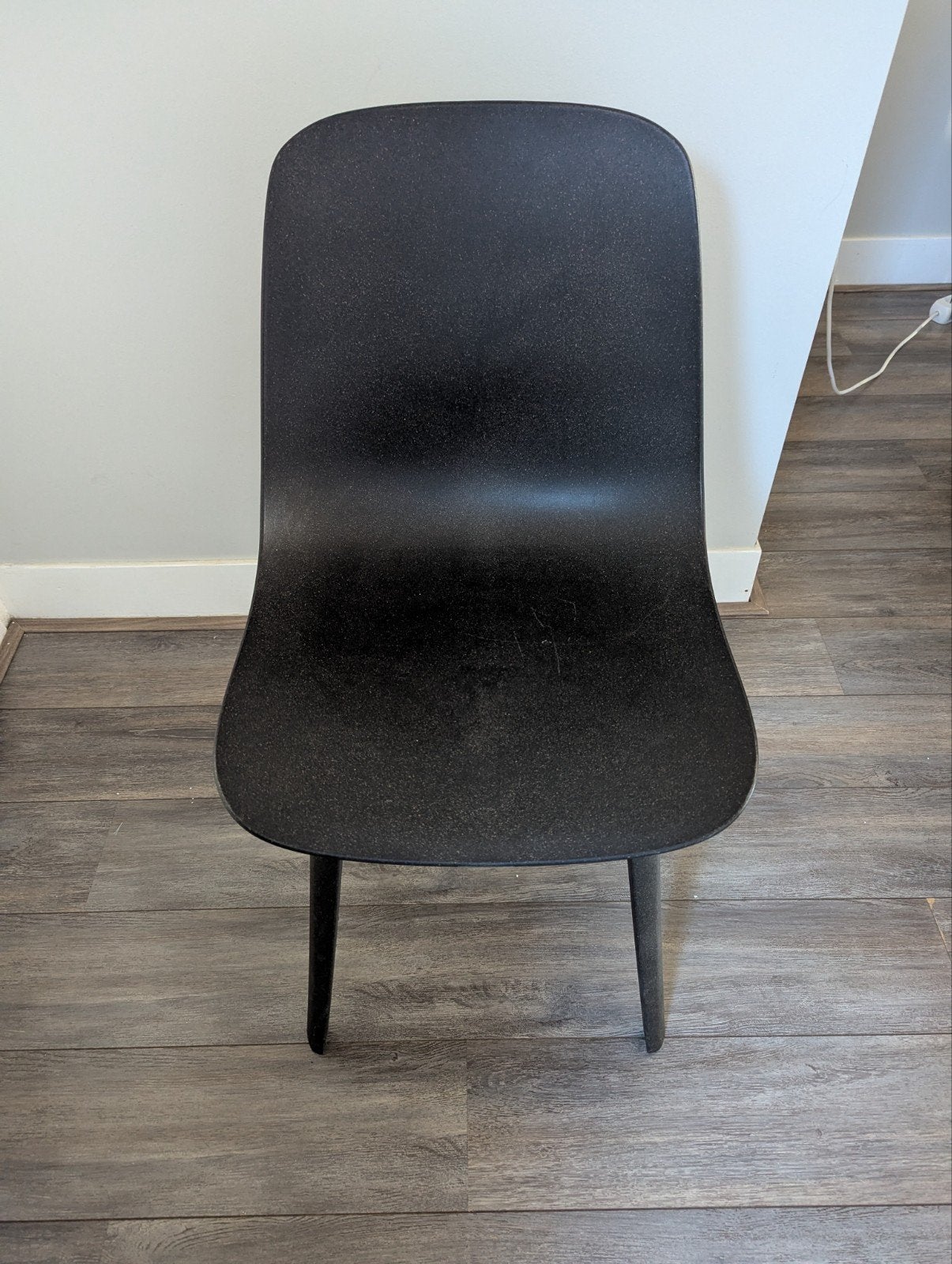 2 stuks antraciet stoelen - Ikea Odger, Huis en Inrichting, Stoelen, Kunststof, Gebruikt, Twee, Zwart