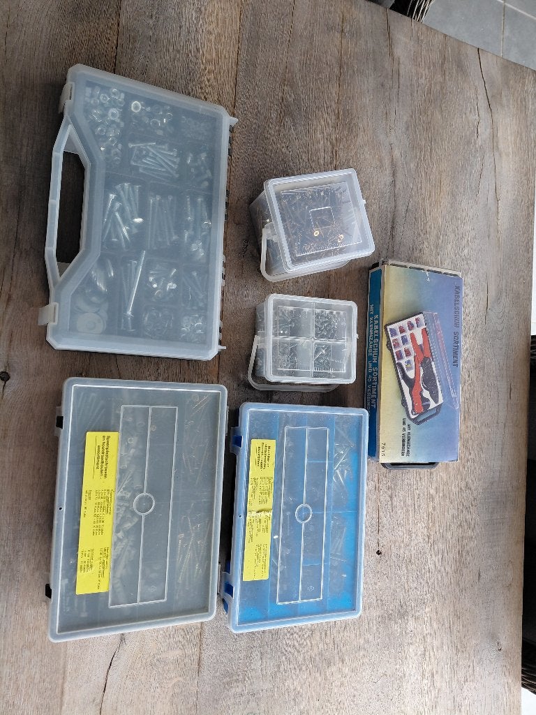 Schroeven, Ophalen, Zo goed als nieuw, Minder dan 50 mm, Schroeven