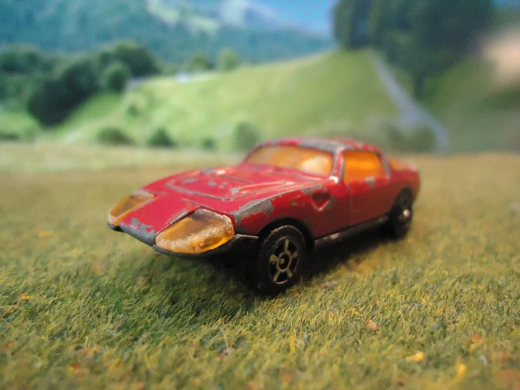 1:64 Austin Healy Sprite Le Mans Corgi Juniors gele ruiten, Ophalen of Verzenden, Gebruikt, Auto