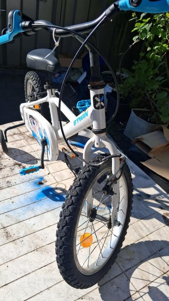 B'Twin kinderfiets 16 inch met zijwieltjes, Ophalen of Verzenden