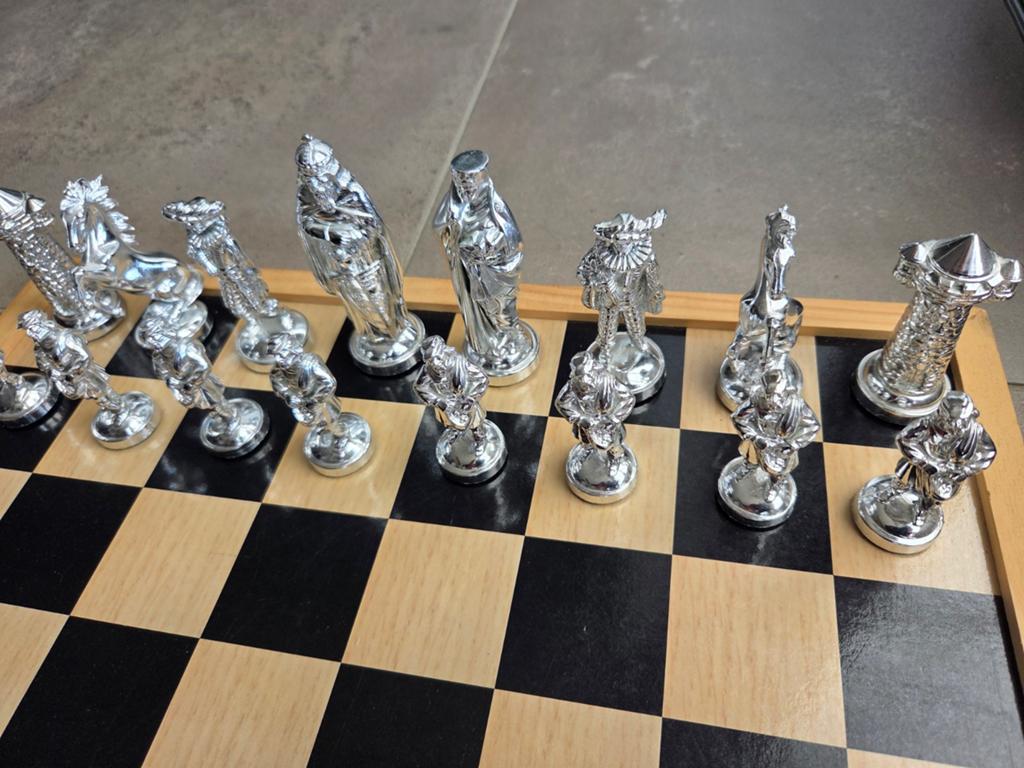 Grote mooie kunststof schaakstukken schaakspel schaakset, Ophalen of Verzenden
