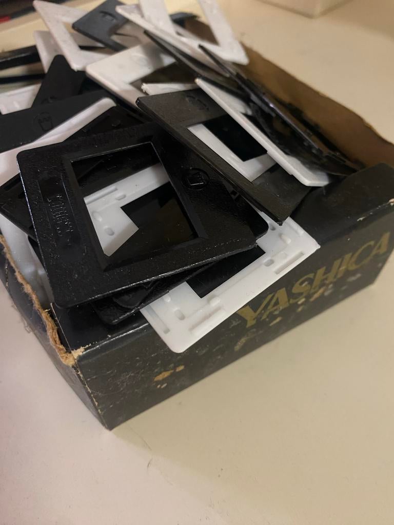 Yashica diaframes (zwart en wit), Audio, Tv en Foto, Fotografie | Doka Toebehoren, Ophalen of Verzenden, Gebruikt, Doka-onderdelen