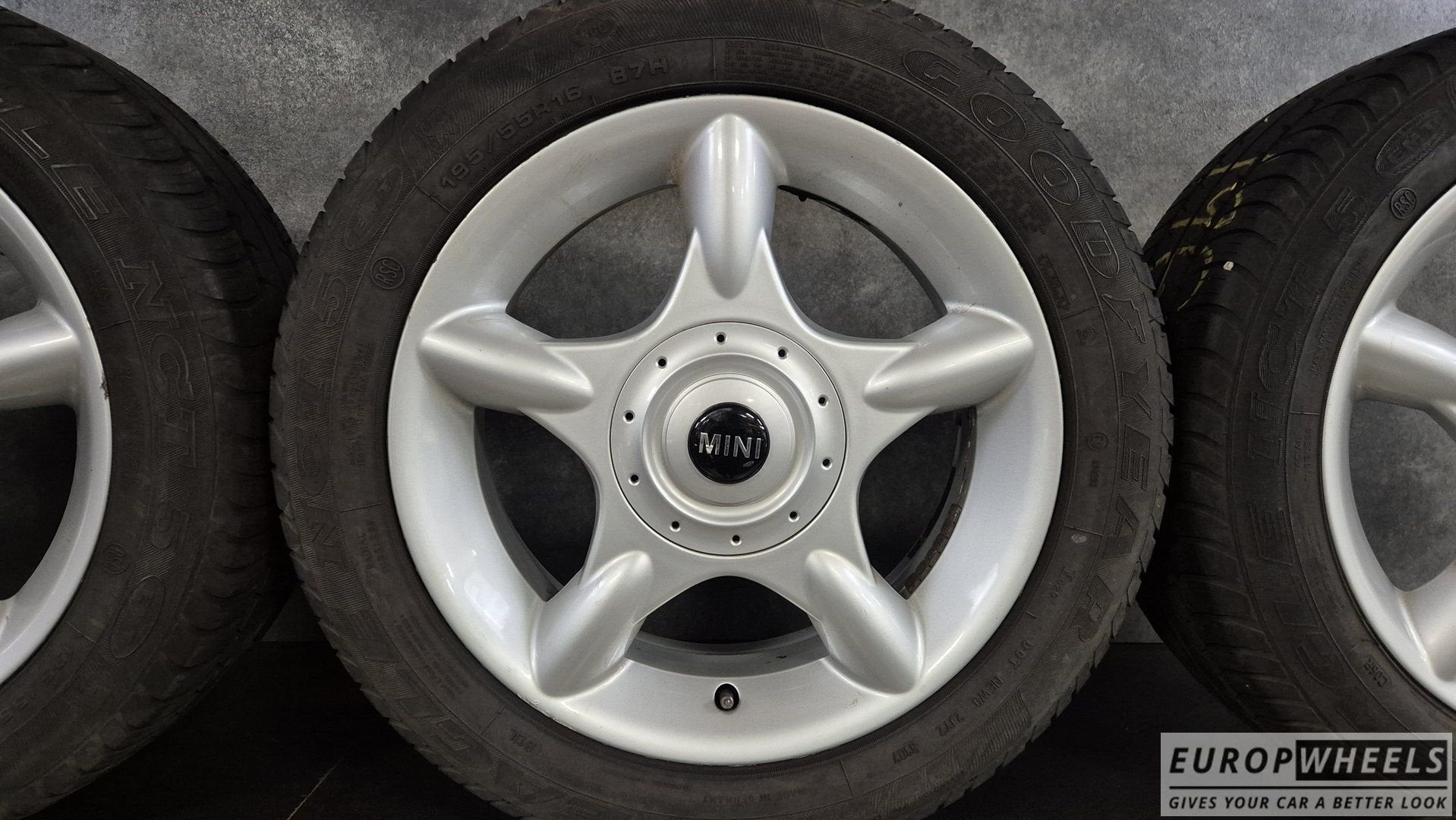 16 inch Mini Cooper One Clubman R55 R56 R50 Zomerbanden, Auto-onderdelen, Banden en Velgen, Gebruikt, -, Banden en Velgen, Ophalen of Verzenden