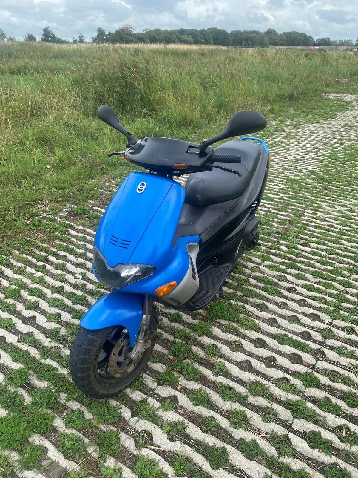 Gilera runner 50cc brom, Fietsen en Brommers, Brommeronderdelen | Scooters, Ophalen of Verzenden, Zo goed als nieuw, Blok, Piaggio