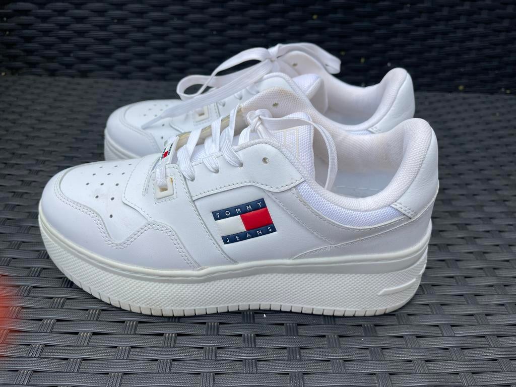 Tommy Jeans witte sneakers - Maat 39, Ophalen, Zo goed als nieuw, Wit, Sneakers of Gympen