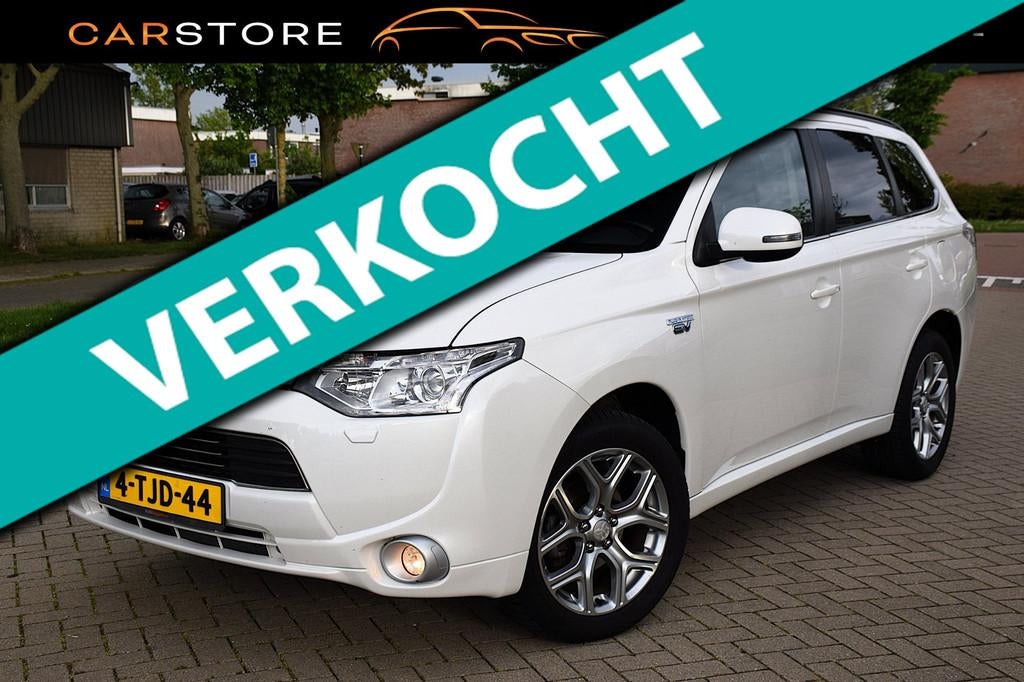 Mitsubishi Outlander 2.0 PHEV Instyle*Dak*Leder*Trekhaak*Cli, Zwart, 4 cilinders, Wit, Vierwielaandrijving