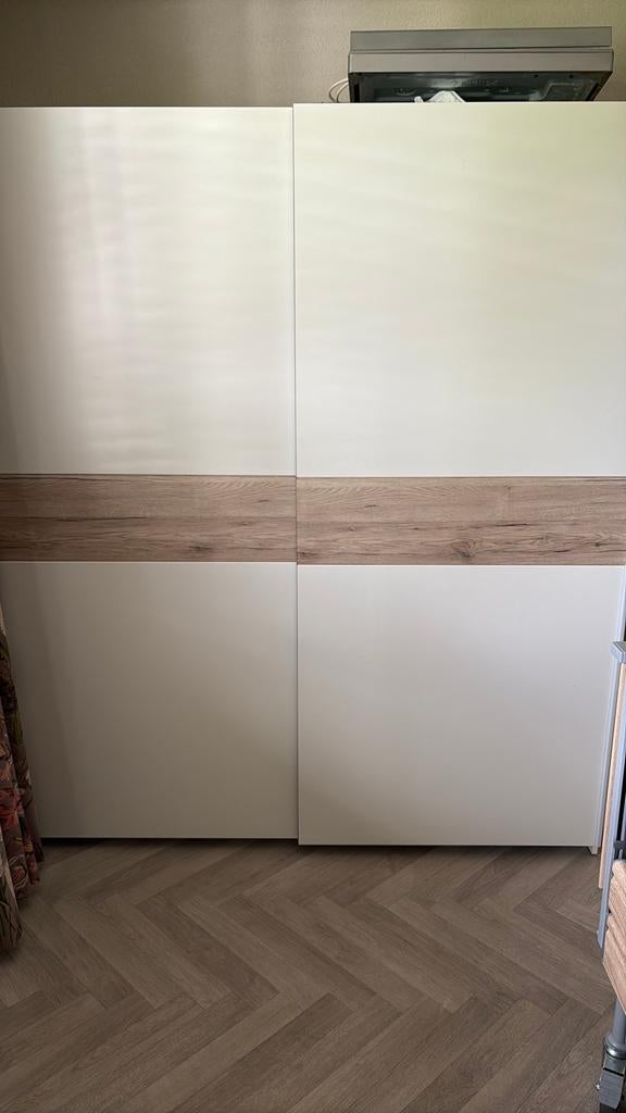 Schuifdeurkast als nieuw 3 jaar oud, Ophalen of Verzenden, Zo goed als nieuw, 25 tot 50 cm, Minder dan 100 cm