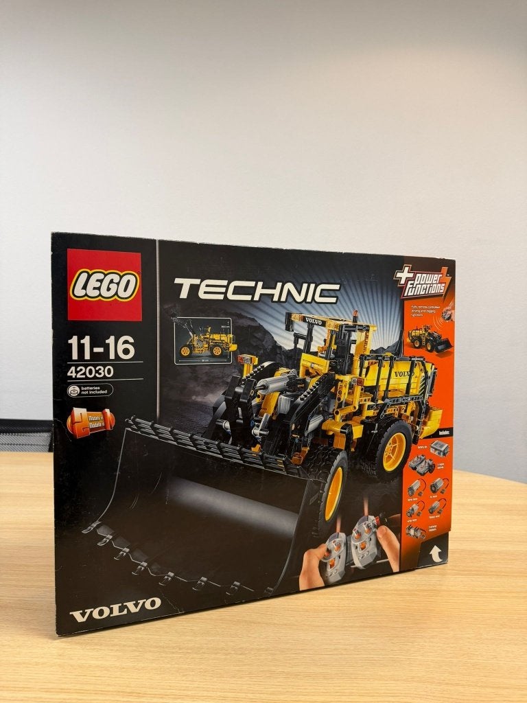 LEGO Technic Volvo L350F Wheel Loader - 42030 Nieuw in doos, Lego, Nieuw, Ophalen of Verzenden, Technic