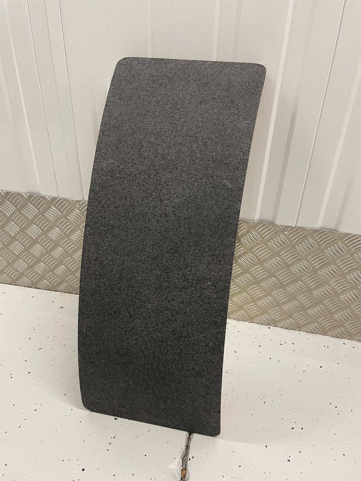 Wobbel Original Blank Gelakt met Zwart Vilt, Ophalen, Zo goed als nieuw, Bouwen