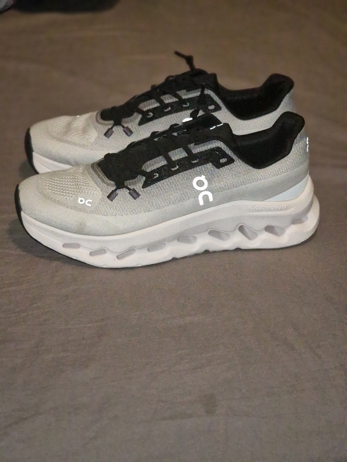 On Running Cloudstratus hardloopschoenen - Zo goed als nieuw, Ophalen, Zo goed als nieuw