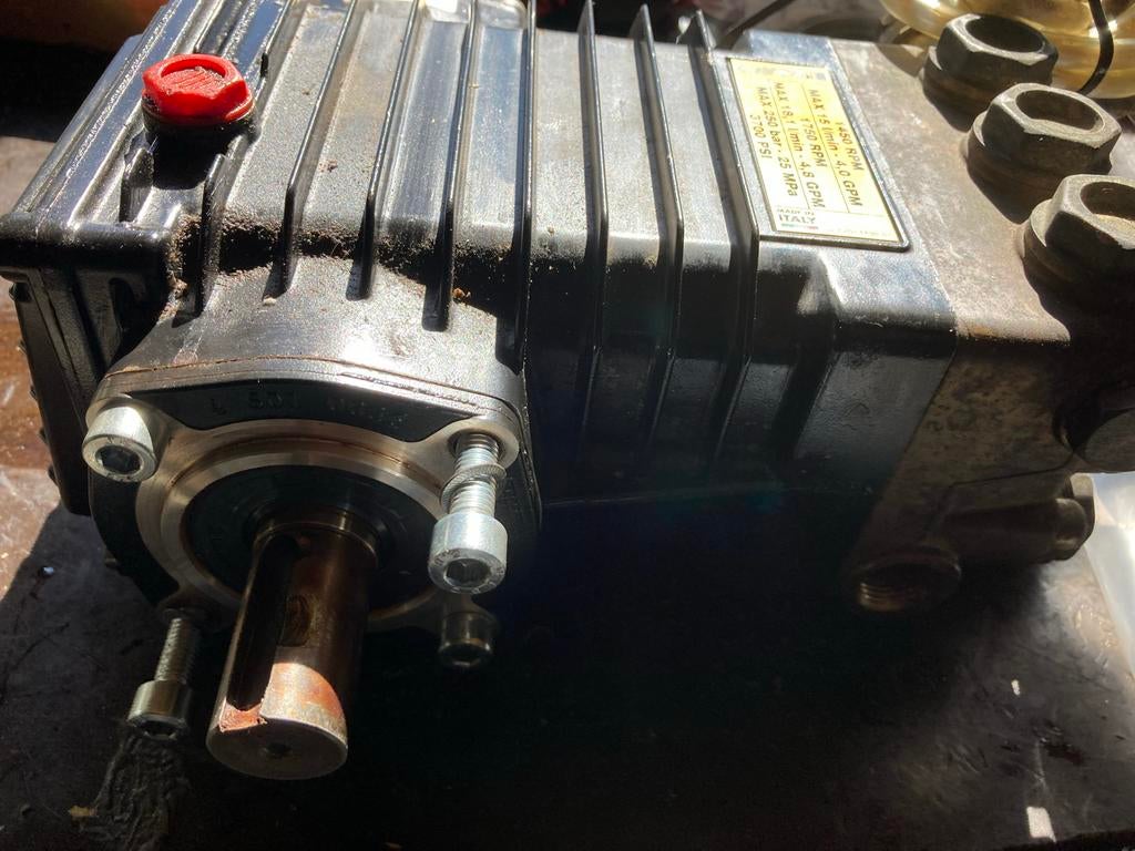 Lavor krukaspomp 1400 rpm, 250 bar, 15 l/min, Ophalen of Verzenden, Gebruikt