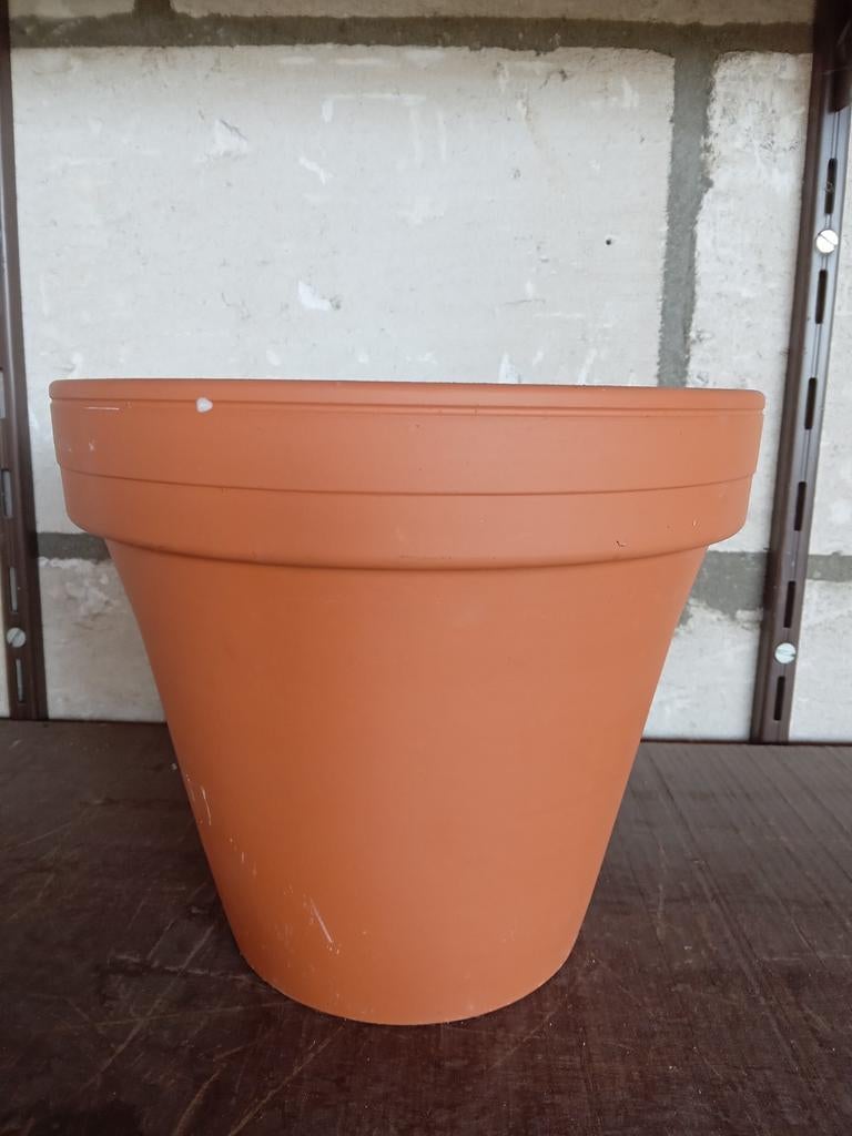 Terracotta bloempot - Gebruikt, Tuin en Terras, Bloempotten, Gebruikt, Binnen, Minder dan 40 cm, Rond, Ophalen